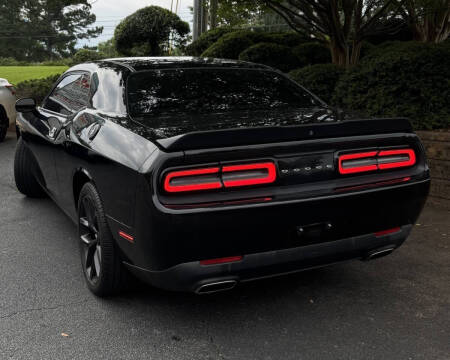 2019 Dodge Challenger SXT
