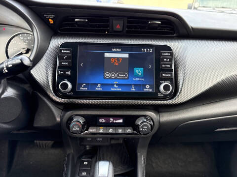 2021 Nissan Kicks SV