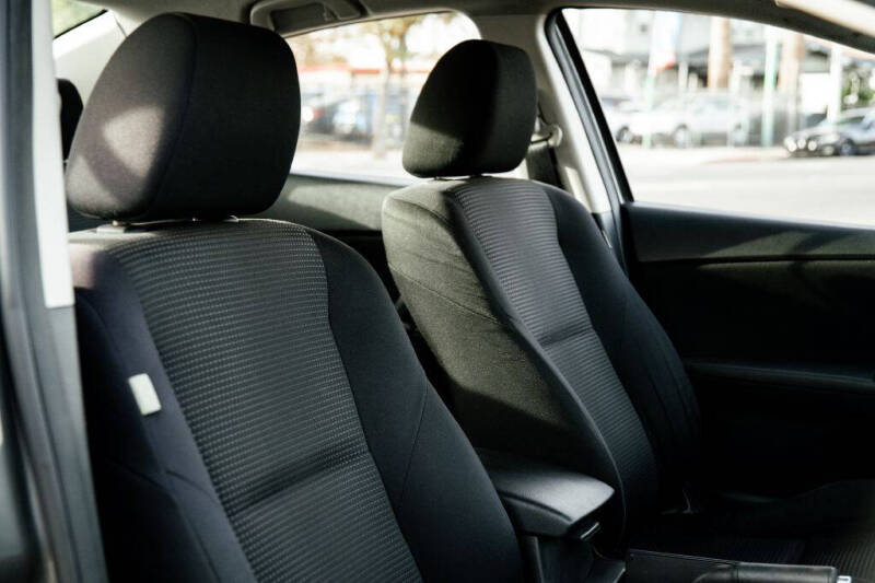 2012 Mazda MAZDA3 i Touring