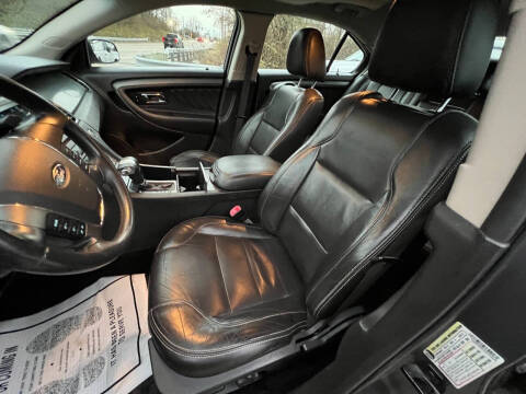 2012 Ford Taurus SEL