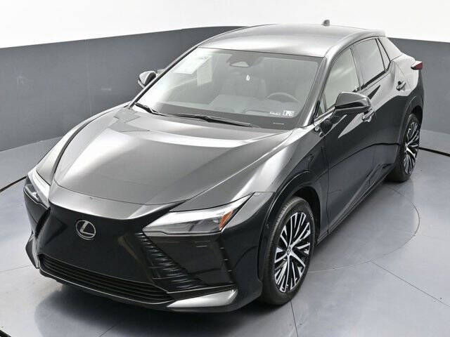 2023 Lexus RZ 450e Luxury