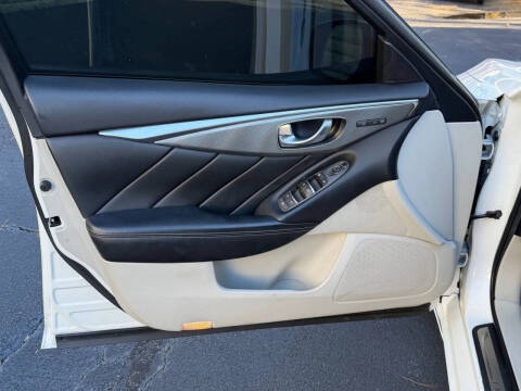 2016 Infiniti Q50 Red Sport 400