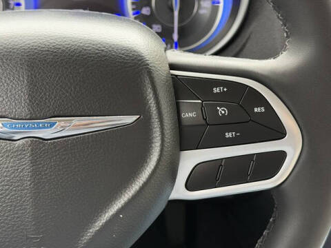 2022 Chrysler 300 Touring