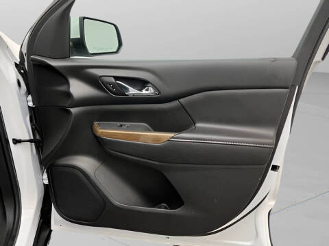 2018 GMC Acadia SLE-2