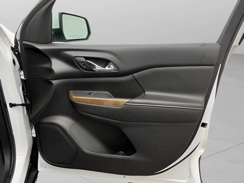 2018 GMC Acadia SLE-2