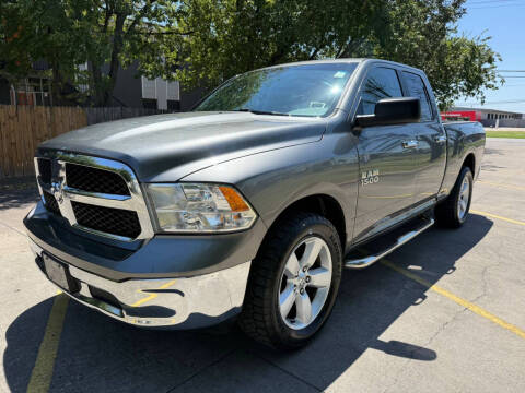 2013 RAM 1500 SLT