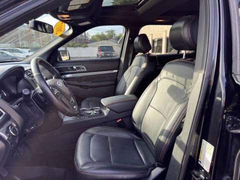 2017 Ford Explorer Sport
