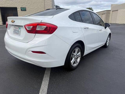 2017 Chevrolet Cruze LS Auto