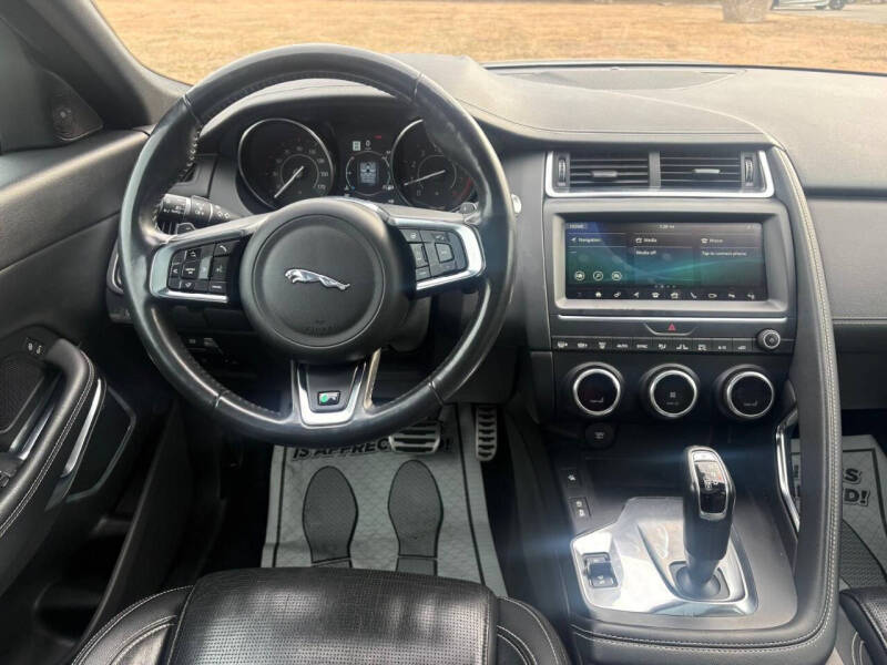 2018 Jaguar E-PACE P300 R-Dynamic S