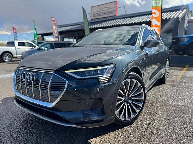 2019 Audi e-tron quattro Prestige
