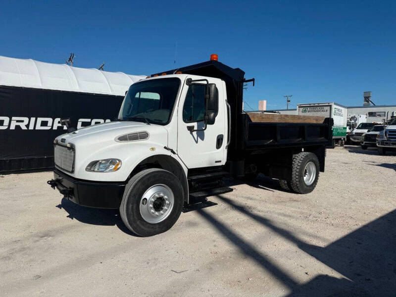 2006 Freightliner M2 106