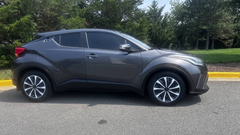 2020 Toyota C-HR LE