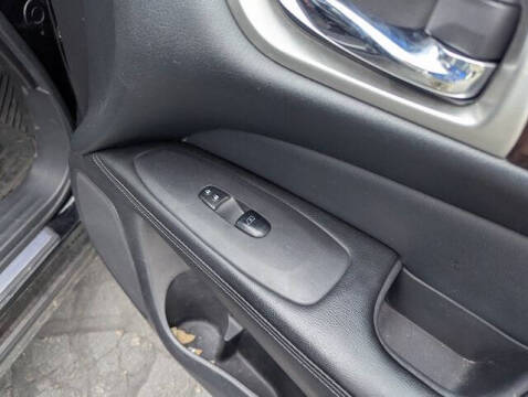 2013 Nissan Pathfinder Platinum