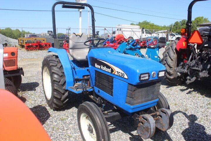 2006 New Holland TC30 for sale at Vehicle Network - Joe’s Tractor Sales in Thomasville NC