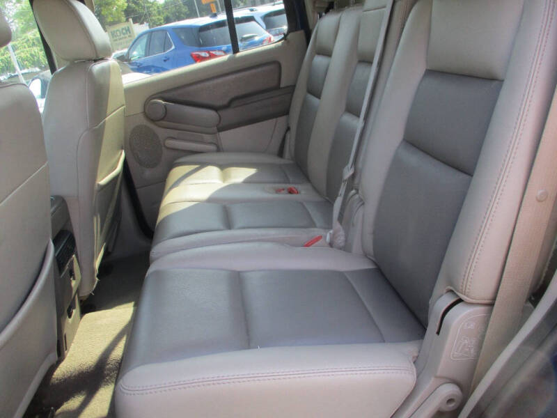 2006 Ford Explorer XLT