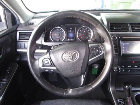 2015 Toyota Camry SE