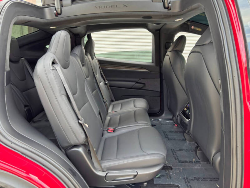 2023 Tesla Model X Standard Range