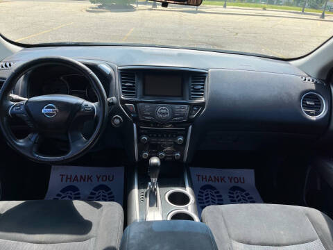 2013 Nissan Pathfinder SV