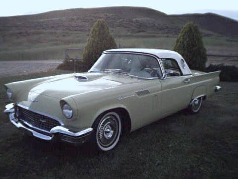 1957 Ford Thunderbird