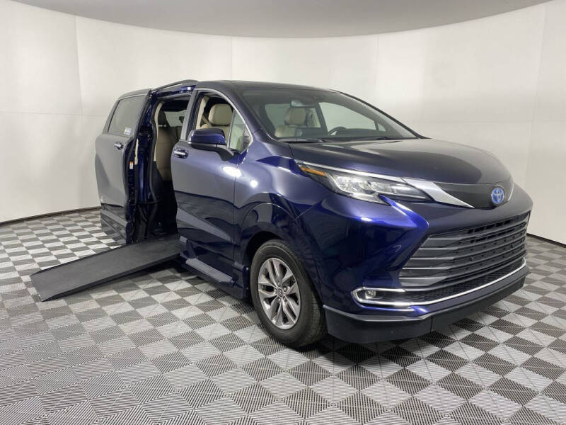 2023 Toyota Sienna for sale at AMS Vans in Tucker GA