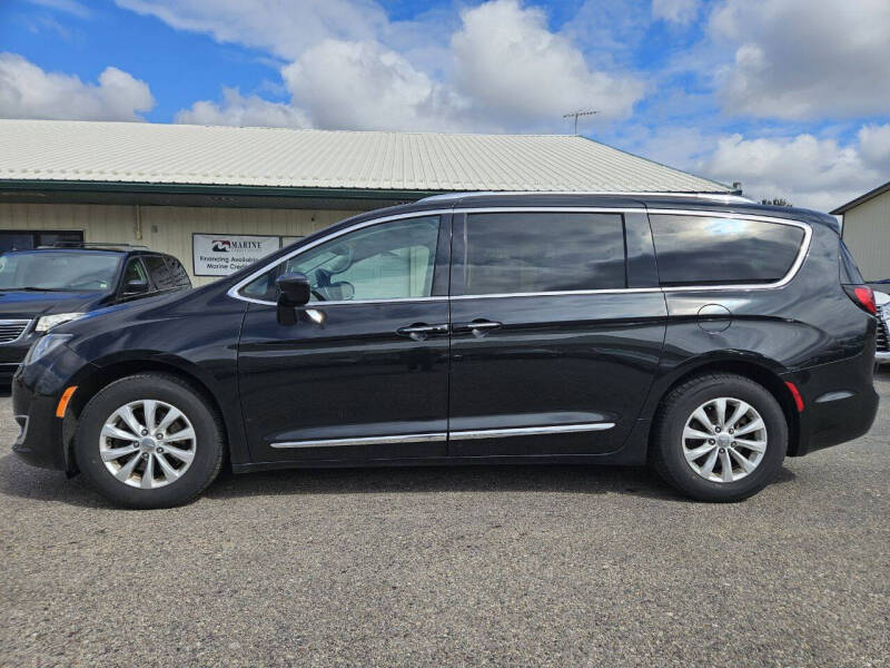 2019 Chrysler Pacifica Touring L