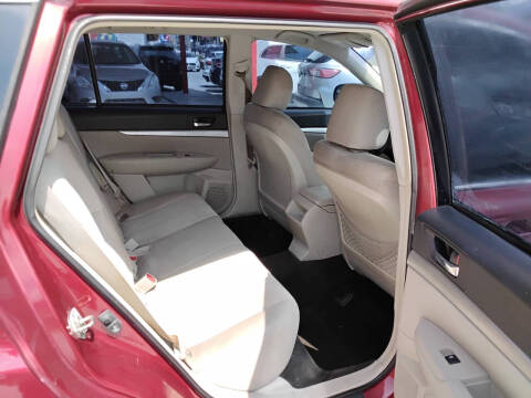 2014 Subaru Outback 2.5i