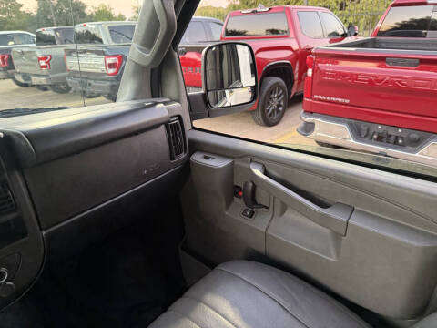 2023 Chevrolet Express LS 3500