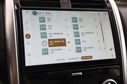 2023 Land Rover Discovery P300 S