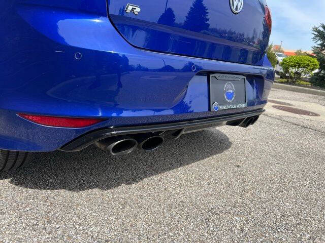 2017 Volkswagen Golf R 4Motion