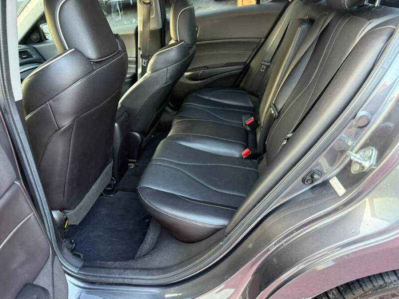 2019 Acura ILX w/Premium