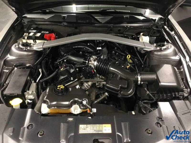 2014 Ford Mustang V6