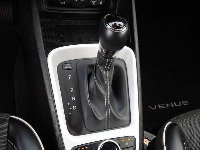 2023 Hyundai Venue Limited