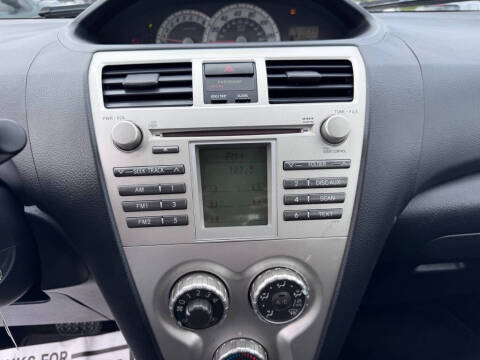 2008 Toyota Yaris