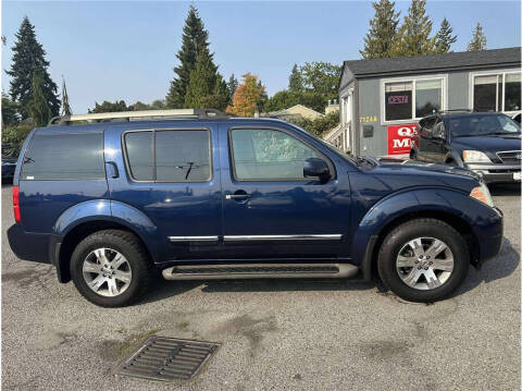 2011 Nissan Pathfinder Silver Edition