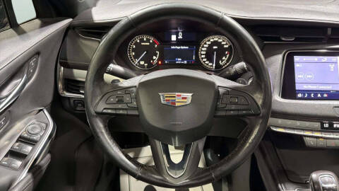 2019 Cadillac XT4 Premium Luxury