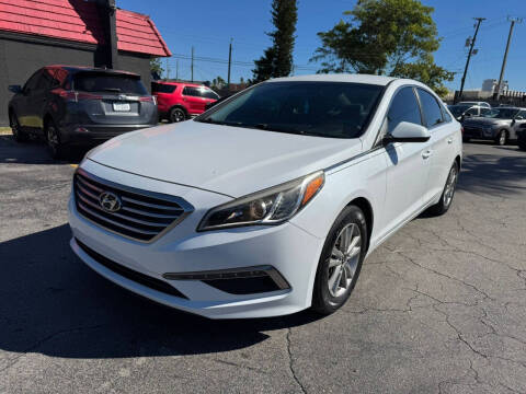 2015 Hyundai Sonata for sale at Kars2Go in Davie FL