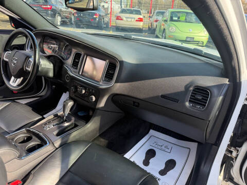 2014 Dodge Charger R/T Plus