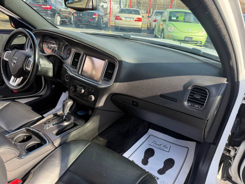 2014 Dodge Charger R/T Plus