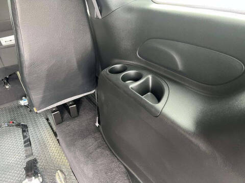 2024 Chrysler Pacifica Touring