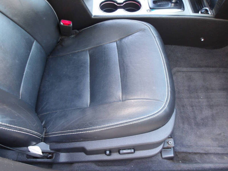 2011 Ford Fusion SEL