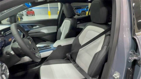 2026 Chevrolet Equinox EV LT 2