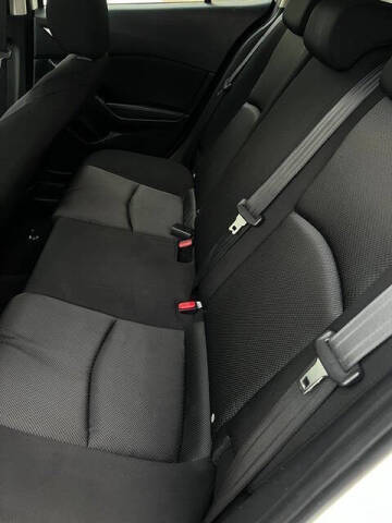 2017 Mazda MAZDA3 Sport