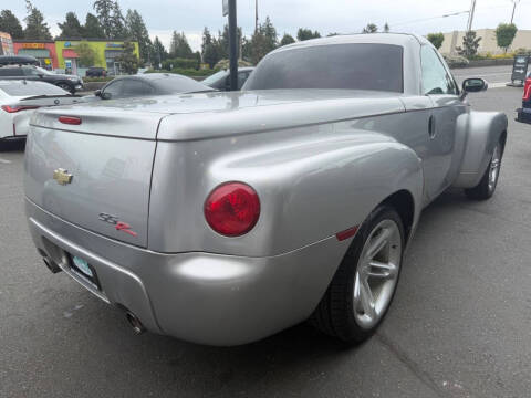 2004 Chevrolet SSR LS