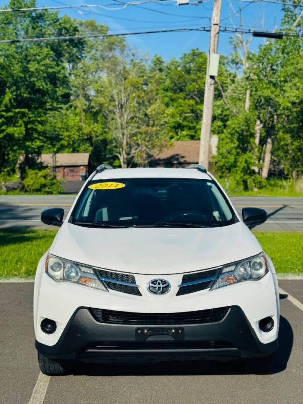 2014 Toyota RAV4 LE