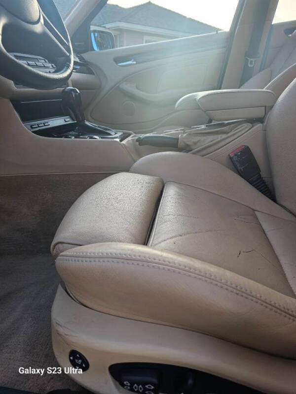 2005 BMW 3 Series 325i