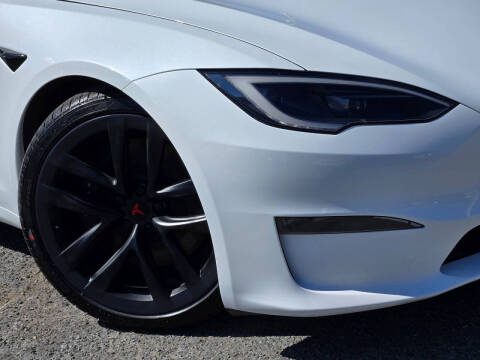 2023 Tesla Model S Standard Range