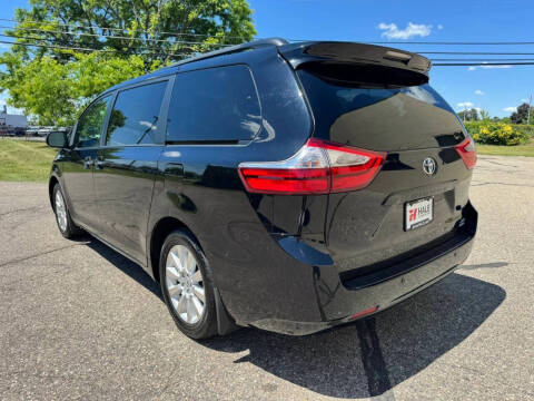 2015 Toyota Sienna