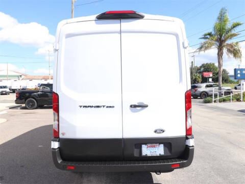 2026 Ford Transit 250