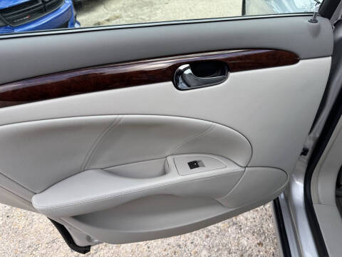 2011 Buick Lucerne CXL Premium