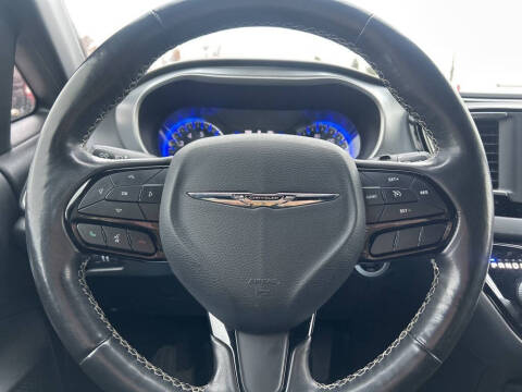 2020 Chrysler Pacifica Touring L